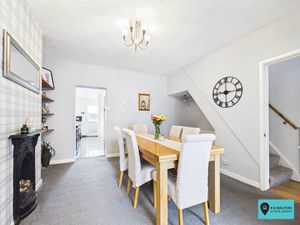 Dining Room- click for photo gallery